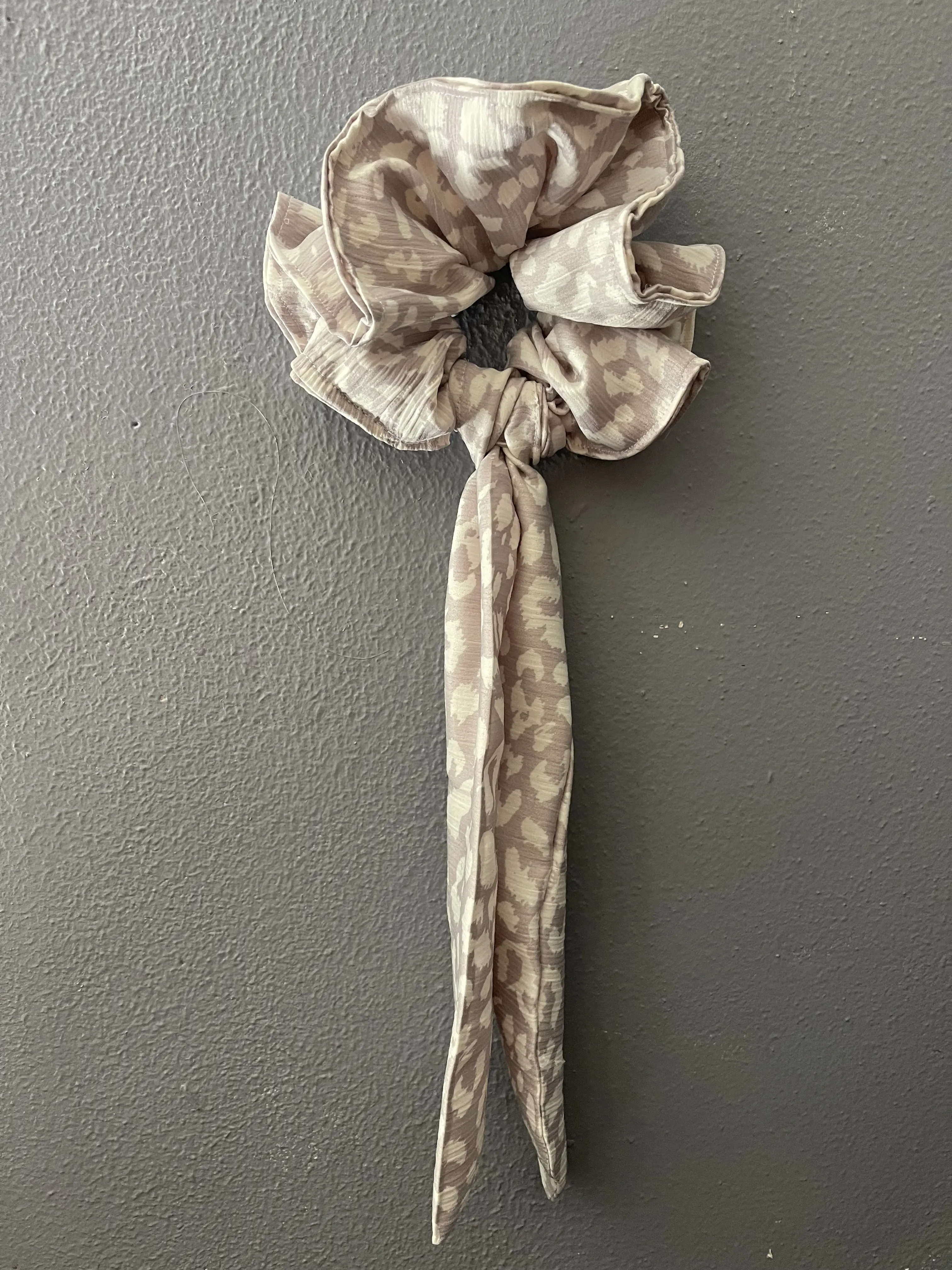 Jumbo Scrunchie (knitted)
