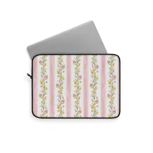 Vintage Pink Floral Laptop Sleeve – Elegant Protective Laptop Case