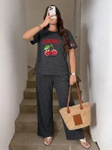 Plus Size Women's Two-Piece Set, Star Pattern, Vintage Distressed Short Sleeve & Wide-Leg Pants, Summer Versatile Casual Home & Outdoor Wear, Womenswear