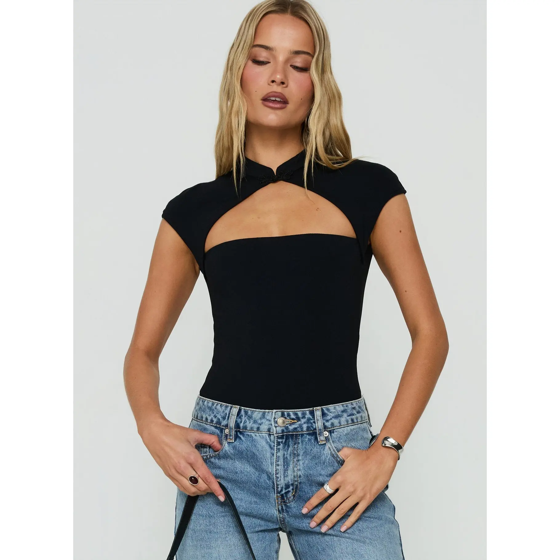 Vivianna Keyhole Cap Sleeve Bodysuit Black