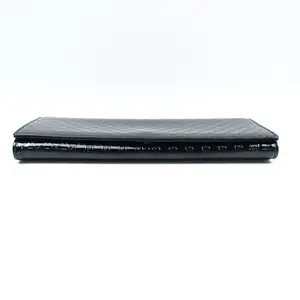 Pre-owned GUCCI Vernis Clutches & Wristlets Black Clutch T10397027