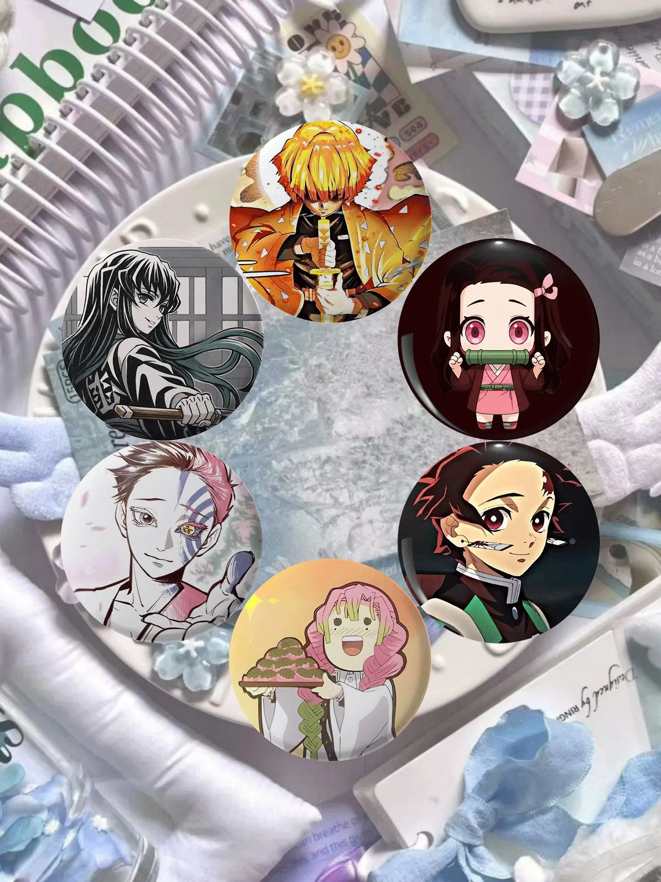 This Demon Slayer brooch set, Lapel brooch, Drop set pins, Brooch Pin Clip, is for bags, jeans, backpacks. These badges, accessories, and pendants enhance everyday items and make a creative gift. Ideal for birthday or festive use