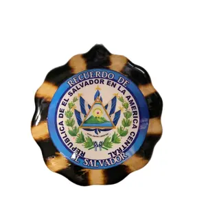 El Salvador Small Keychain Holder Frame with Coat of Arms Design and Tortoise Shell Texture. wood made