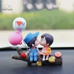 Cartoon Couple Design Car Interior Decoration Cute Romantic Dashboard Ornament Fashion Auto Accessories For Women Men Lovely Vehicle Decor For Girls Ideal Teenage Girl Gift Aesthetic Car Stuff For Car Interior Decoration And Daily Driving Decoration