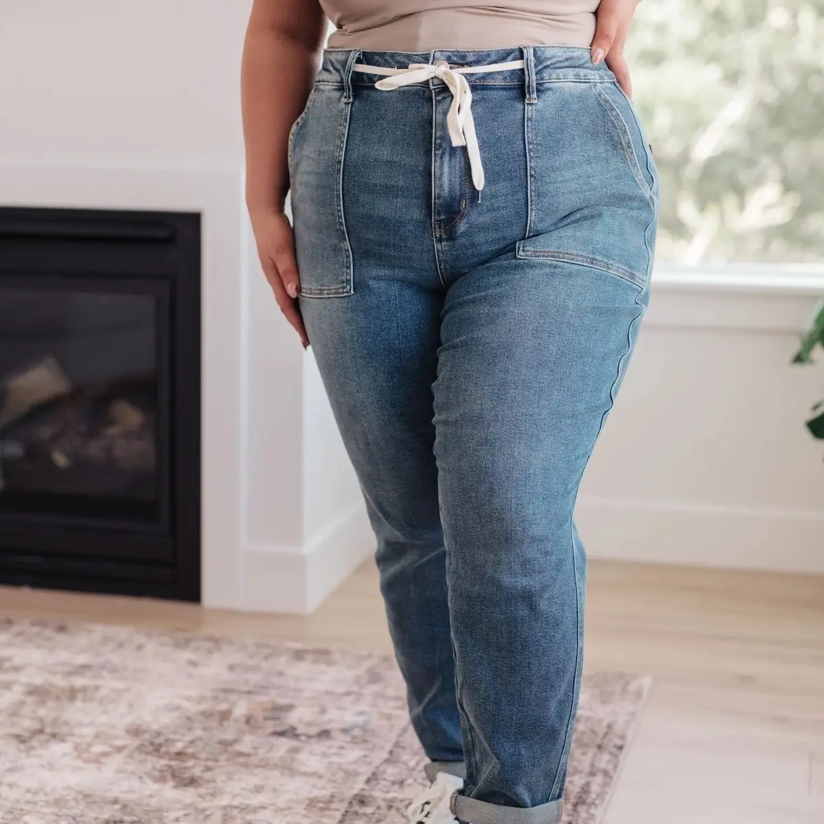 PAYTON PULL ON DENIM JOGGERS IN MEDIUM WASH