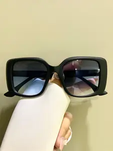 Square Frame Glasses Simple Casual Decoration Eyewear Fashion Trendy Metal Hinges Unisex, Stylish for Daily Wear