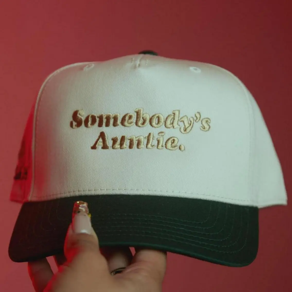 Someb0dy's Auntie Luke 1 45 Hat - Stylish Uplifting B0ld Message Gift for Any 0ccasion Fashionable VersatiIe Comfortable Durability for Men & Women Casual Wear-IdeaI Gift For All