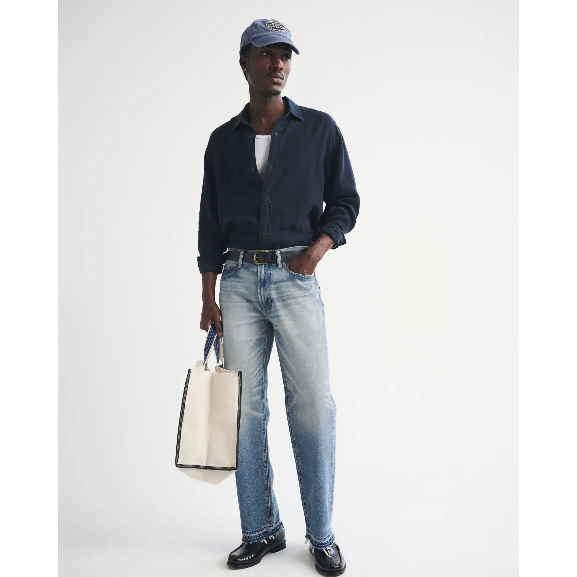 Abercrombie & Fitch Relaxed Straight Jean