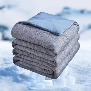 Cooling Comforter for hot sleepers Absorbs Body Heat to Keep Cool, Cold Tech Fabric, Summer Comforter Machine Washable Cooling Blanket