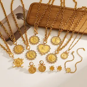 18K Gold Plated Vintage Coin Pendant Necklace for Women, Queen Portrait Stainless Steel Adjustable Tarnish Resistant Jewelry locket heart