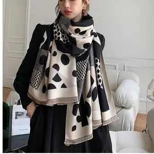 Women's Elegant Polka Dot Keffiyeh Scarf - Long Printed Shawl, Warm Stylish Versatile Sports & Outdoor Accessory for Autumn Winter