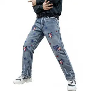 Men’s jeans with American flag stars and heart embroidery, loose straight fit, washed distressed denim, long pants suitable for all seasons, Y2K street style, casual men’s pants for Independence Day