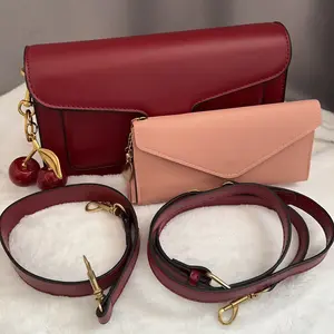 Shoulder bag Small Tote with Adjustable Shoulder Strap Designer Crossbody Bag for Everyday Use in Small Tote with Adjustable Shoulder Strap Designer Crossbody Bag for Everyday Use