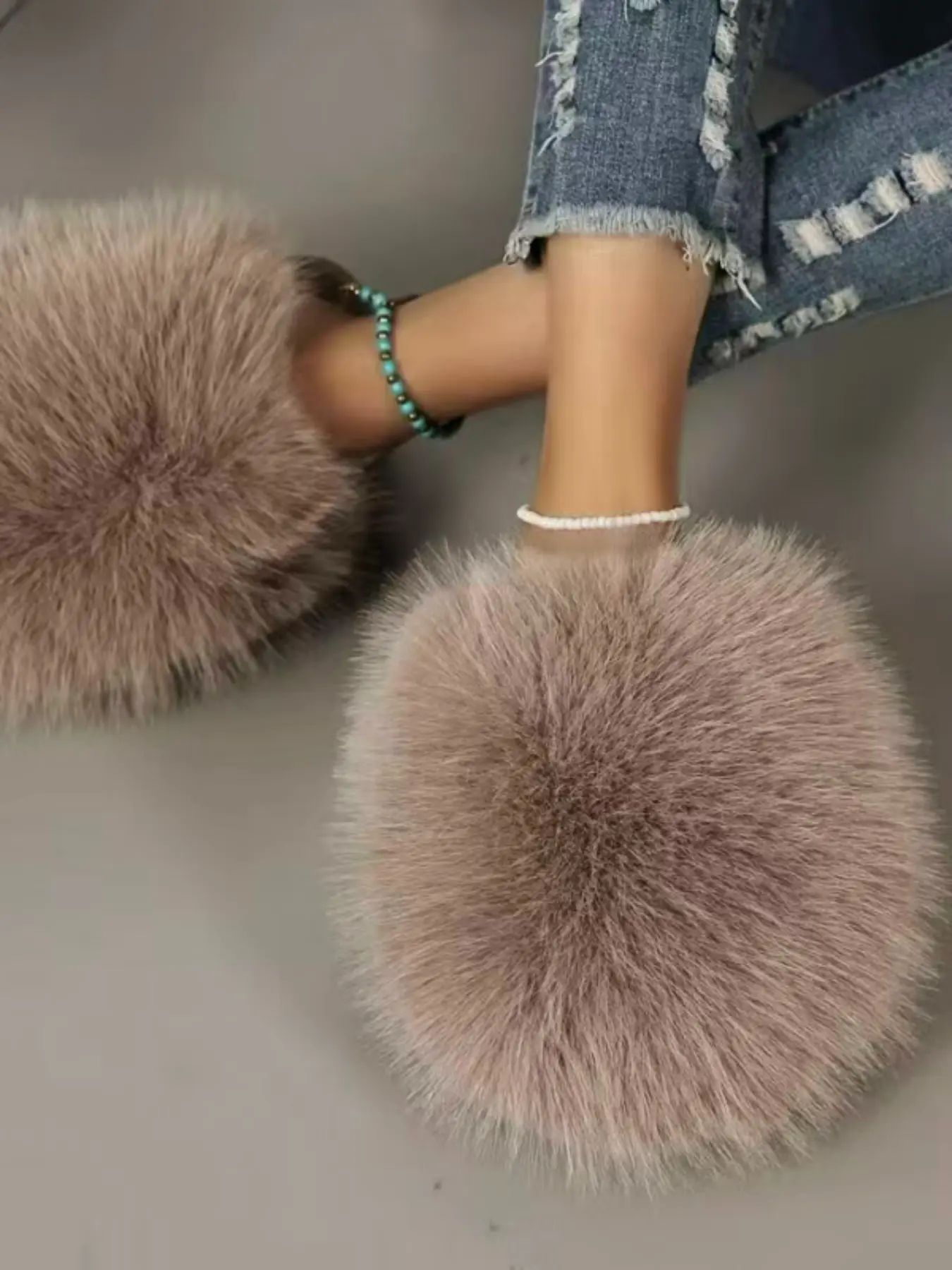 Women's Plush Faux Fur Slippers, Fuzzy Warm Slippers, Dopamine Color Soft Comfortable Winter Shoes, Warm Indoor Footwear for Cold Weather, Flat Slipper