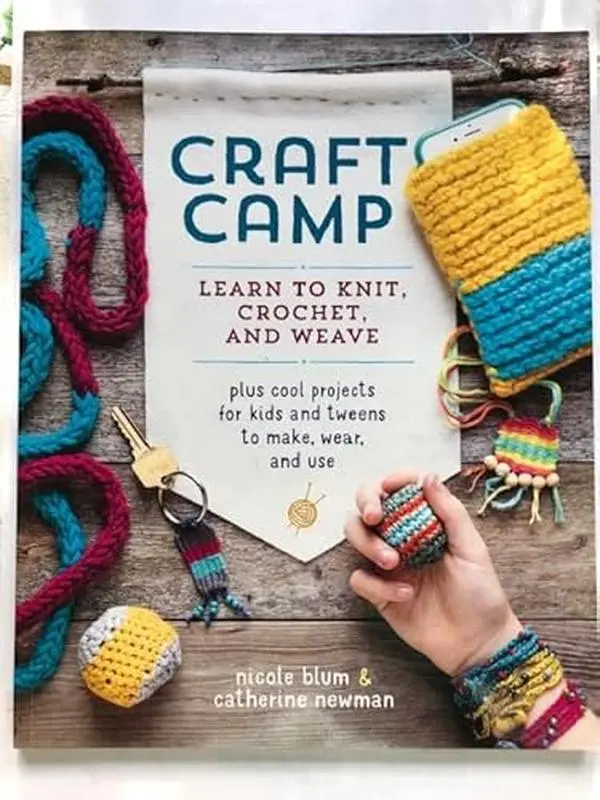 USED Good/Like New English Book - Craft Camp: Hand Knitting, Crochet, Weaving & DIY Handmade Craft Projects for Kids/Tweens (Blum & Newman, Paperback)