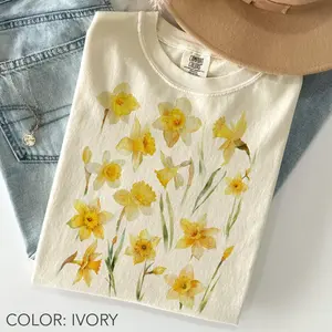 Comfort Colors Daffodil Flower Shirt, Yellow Floral Shirt, Botanical Shirt, Cottagecore Aesthetic Top, Narcissus Flower Tee, Gardener Gift