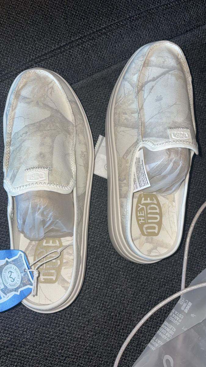 Item: Washed White, 9