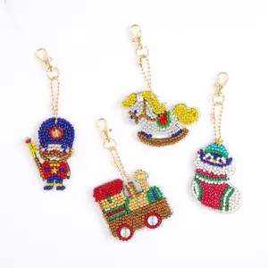 4Pcs Diamond Painting Keychain Set, DIY Holiday Bag Charm Kit, Cute Gift for Craft Fans