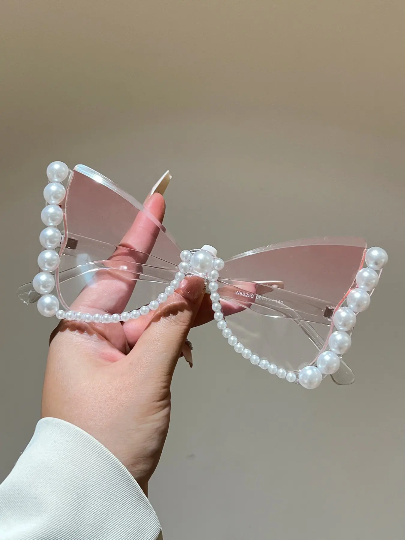 New Women's Butterfly Cat Eye Fashion Sunglasses, Trendy Faux Pearl Trimmed Glasses, Simple High-End Style Accessory, Fashionable Accessory