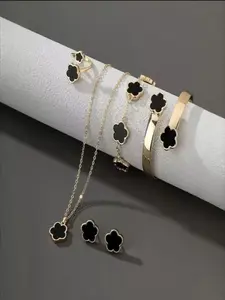 Clover Jewelry Set, Elegant Alloy Earrings Necklace Bracelet Ring, Versatile Lucky Gift for Valentine Mom Mother's Day, All Seasons