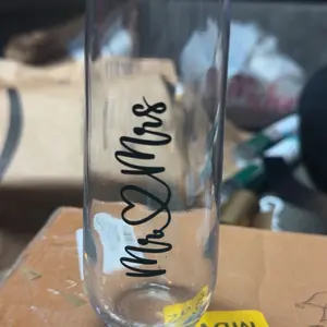 Mr/Mrs Stemless Champagne Flute – Wedding Toasting Glass | Bridal or Groom Gift | Single Glass Gift