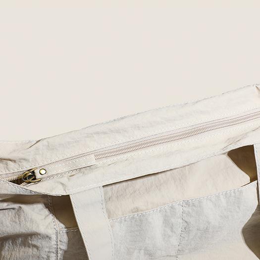 Minimalist Large-Capacity Canvas Tote Bag Versatile Shoulder Handbag for Commuting and Students Waterproof Nylon Casual Women's Bag