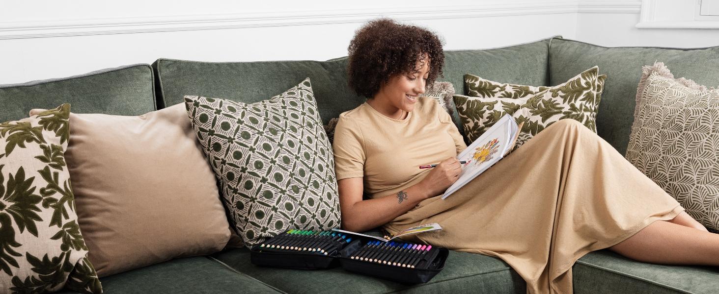 120 Colored Pencils Kit, Oil-Based Soft Core Art Supplies with Zipper Case, Ideal for Sketching and Shading, Professional Drawing Pencil Set