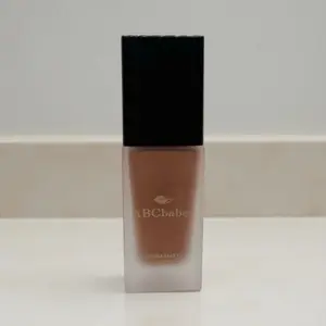 ABCbabes Hydra Matte Deep Tan Shade 38 with Warm Undertones Flawless Finish Foundation