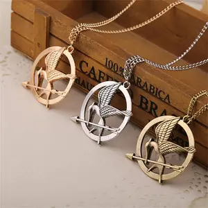 The movie and TV series Hunger Games Birds peripheral pendant necklace, men's and women's gift, 3-color pendant, fashionable and niche party gift jewelry