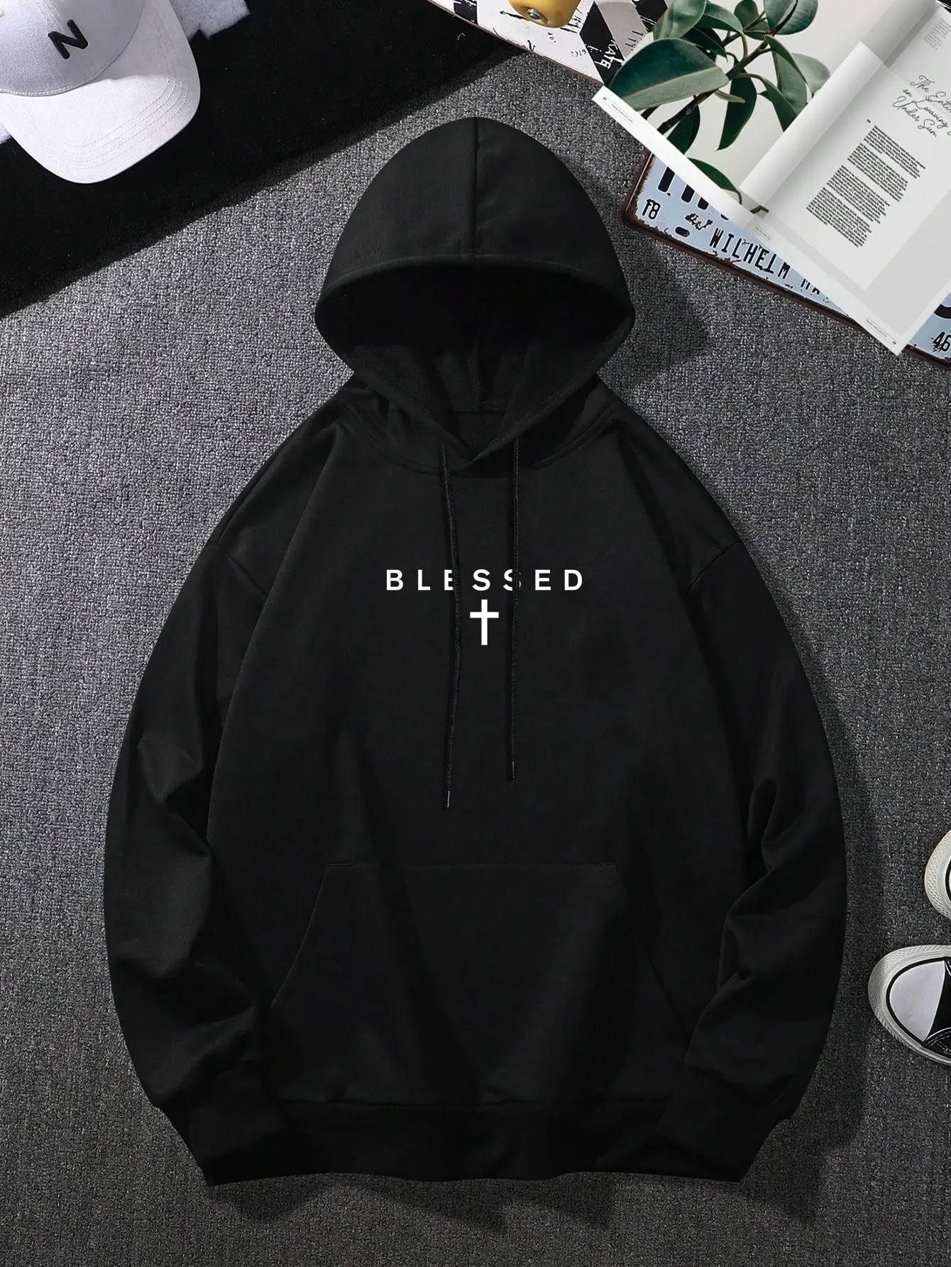 Blessed Cross Print Hoodie, 270G Brushed Fleece Christian Hooded Sweatshirt, Religious Faith Pullover, Soft Warm Casual Streetwear For Men Women
