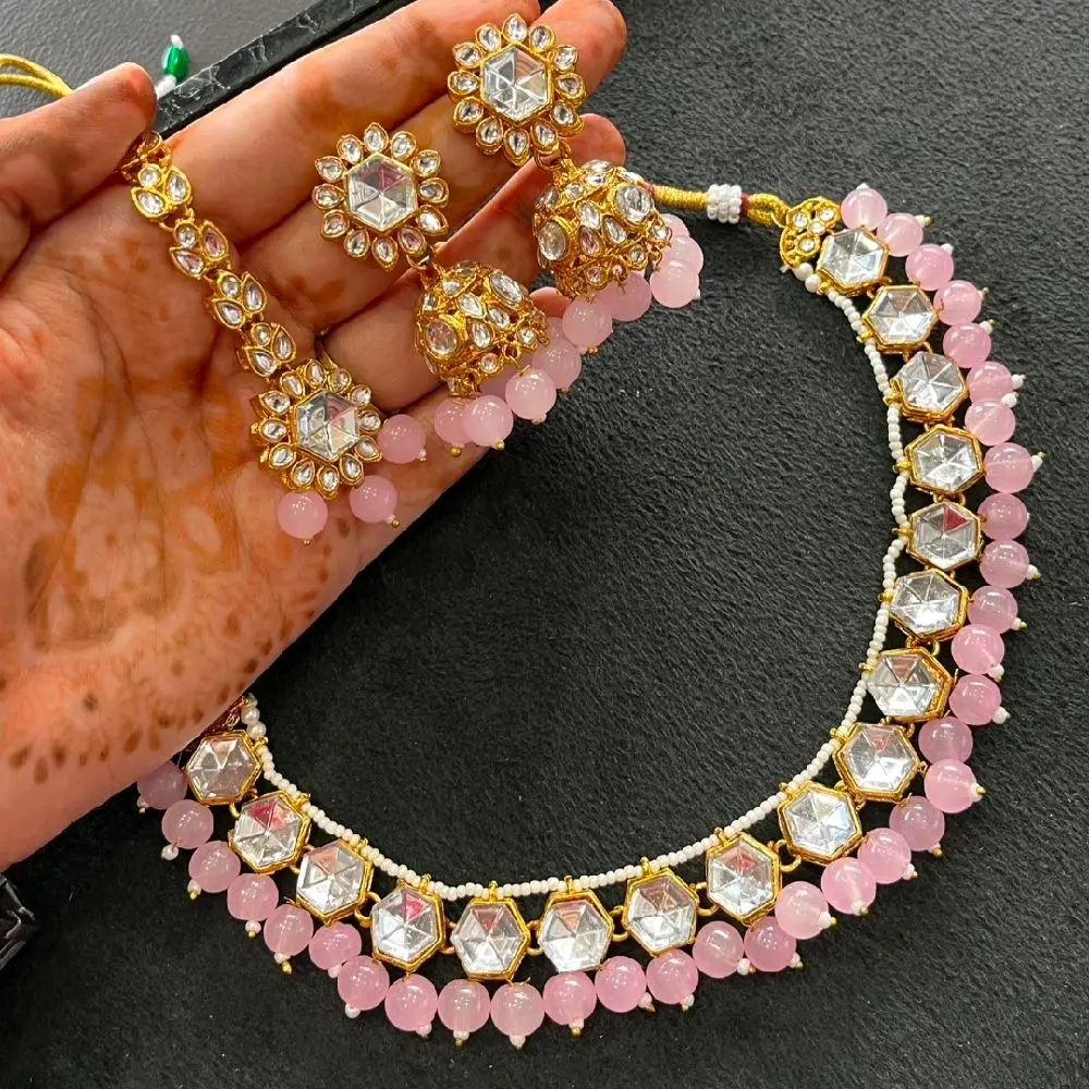 necklace with earrings and tikka