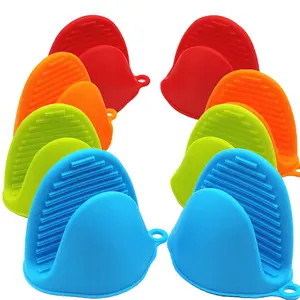 Silicone Cooking Pinch Grips Oven Mitts Potholder for Kitchen Cooking & Baking Bakeware Set