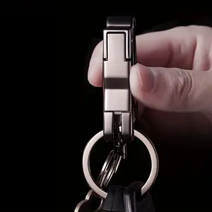 Car keychain with shoulder strap - Men's creative high-quality anti-loss double key ring key pendant accessory