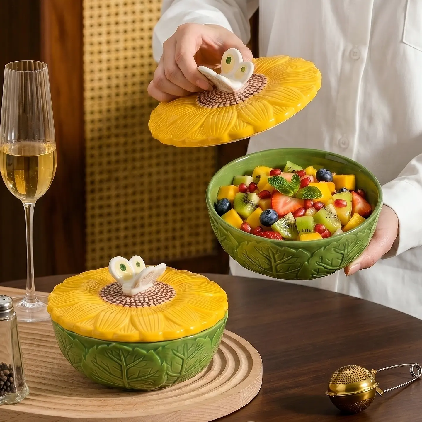 HongDian Sunflower Butterfly Lidded Bowl,550ml 19 oz Ceramic Serving Dish,Yellow Green Flower Lid with Butterfly Handle,Premium Ceramic,Leaf Relief Texture,Microwave Dishwasher Safe,For Salad Yogurt Snack Dessert,Kitchen Table Gift Decor