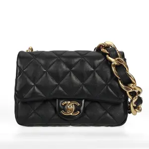 Pre-owned CHANEL Leather Crossbody Bags Classic Flap Black 39102134
