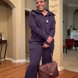 Product Review of Women 2 Piece Outfits Sweatsuit Oversized Sweatshirt Sweatpants Tracksuit Sweat Lounge Matching Set 2025 Fall Trendy Polyester Womenswear from L**e