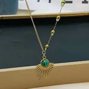 Green Teardrop Pendant Necklace for Women, Simple Fashion Style, Elegant Collarbone Chain Jewelry DZXL3858