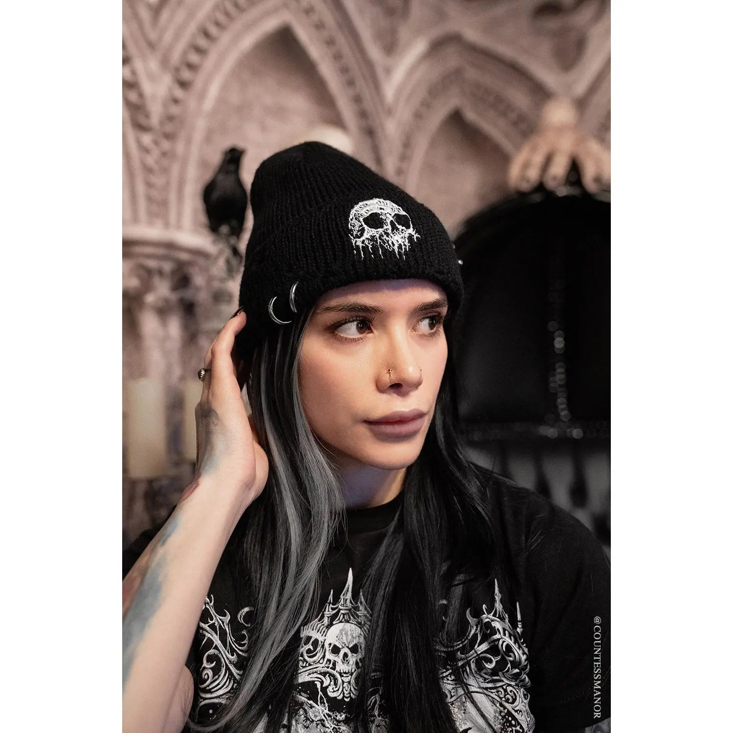 Distressed Pierced Beanie [Skull Drip]