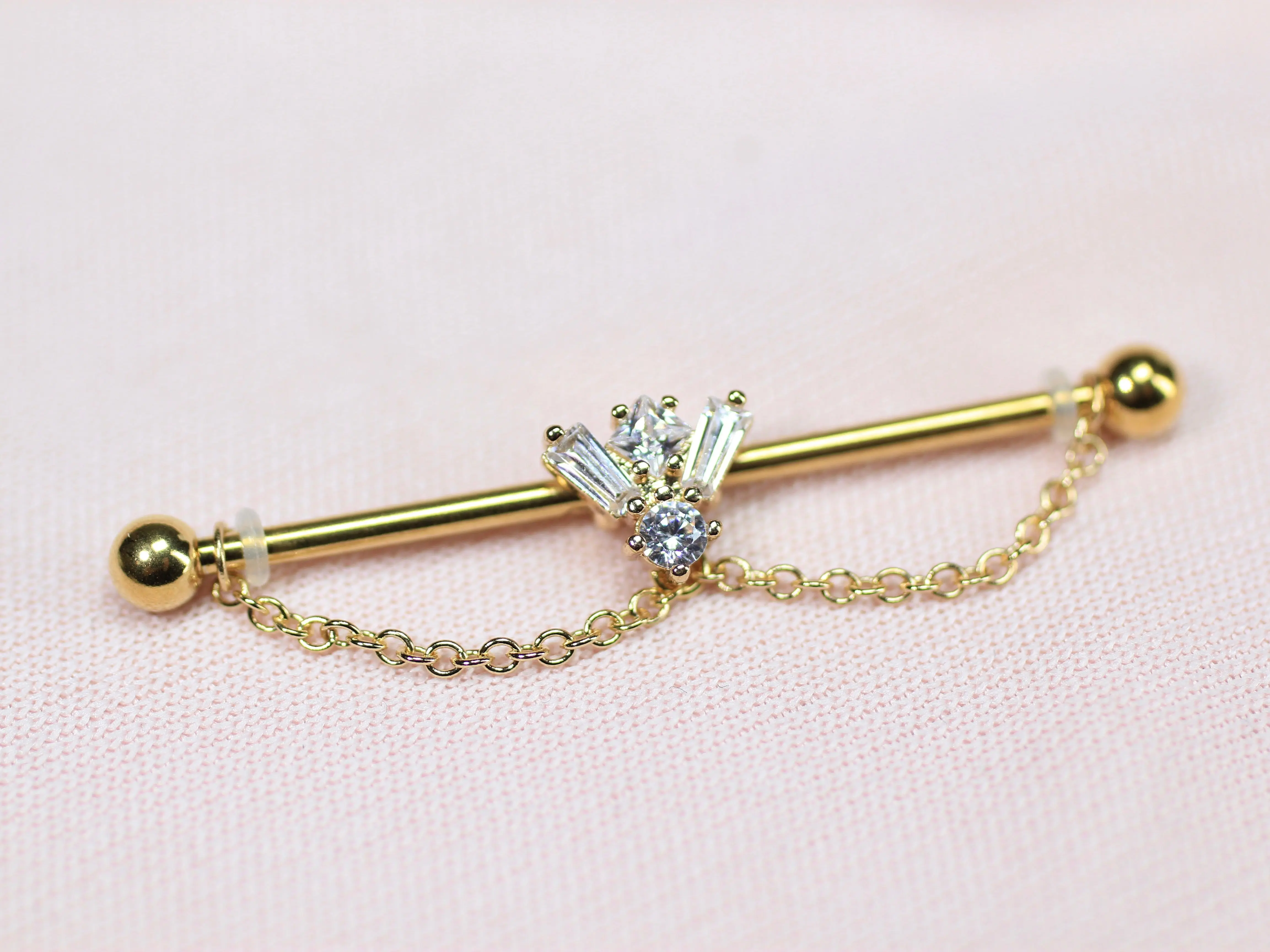 14G Gold Gem Industrial Barbell with Dainty Chain – 38mm Sparkling Gold Industrial Piercing
