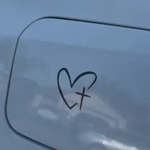 4pcs Heart & Cross Pattern Car Mirror Sticker, Car Rearview Mirror Decal, Vinyl Die Cut Decal, Universal Car Exterior Accessories