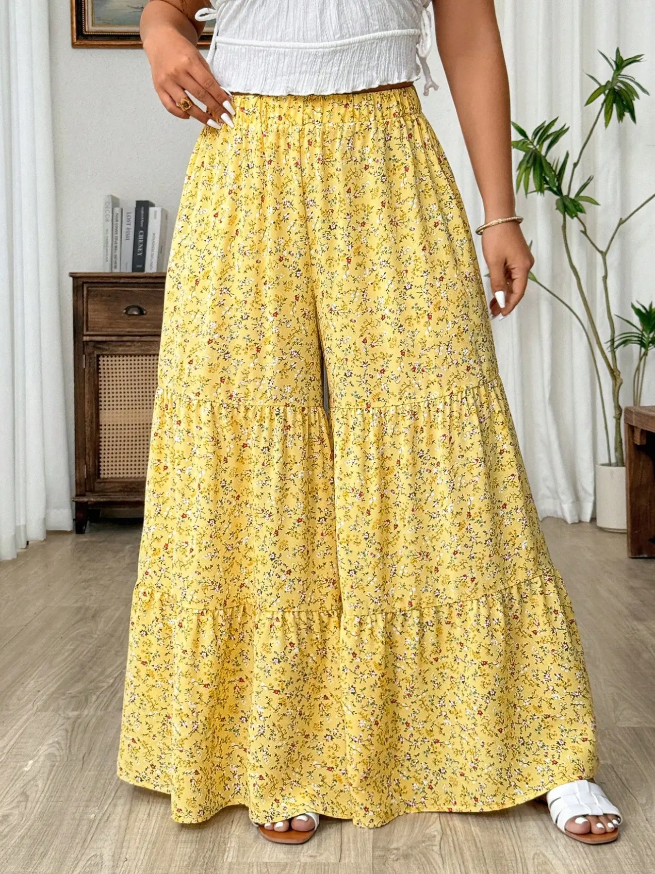 Plus Size Oversized Women's Ditsy Floral Loose Baggy Flare Pants Boho, Bottoms, Elastic Waist Ruffle Hem, Bohemian Style, All Seasons, Casual Vacation Beach Wear