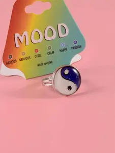 Yin + Yang Mood Ring