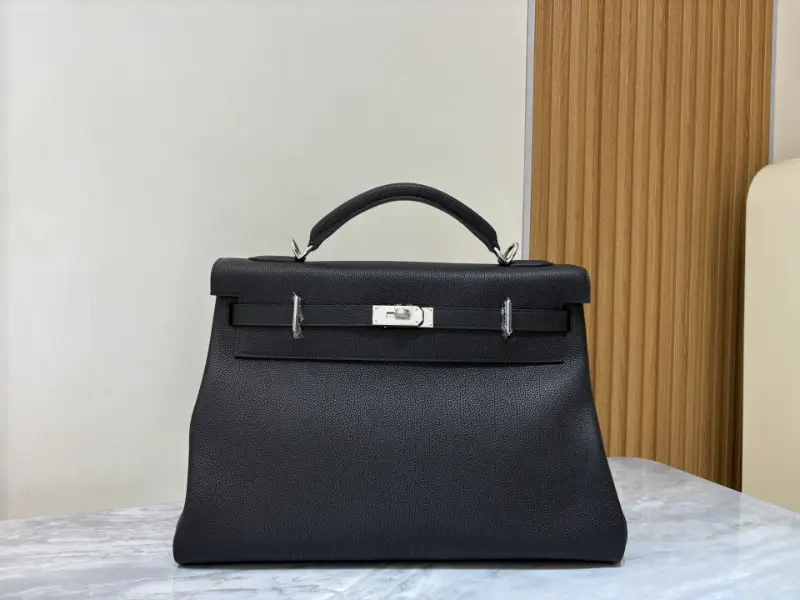 42cm Maxi          ‮ SÈMREH  ‬          ‮ YLLEK  ‬   Togo leather  All Handmade