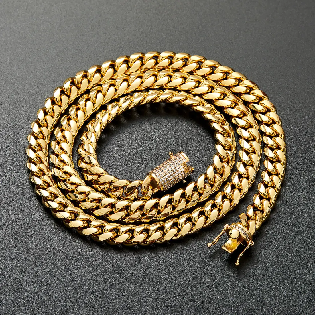 Men's Titanium Steel Cuban Chain Necklace — Gold-Tone "Whip" Link Style — Trendy, Distinctive, and "Ins-Style" Jewelry — Gift for Boyfriend — Polished Titanium Steel/Stainless Steel Necklace