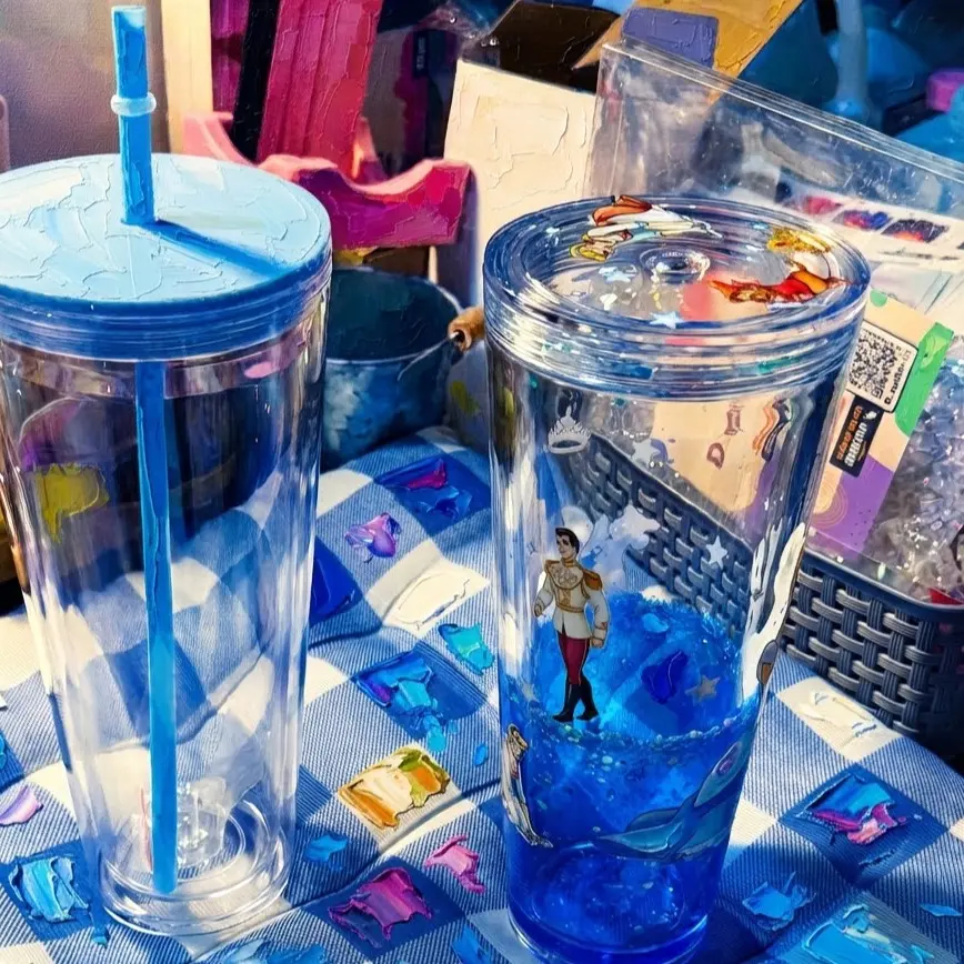 Snow globe 24oz Bottles Drinkware
