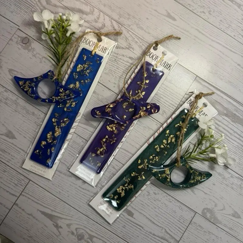 Resin Bookmark and Thumb Page Holder Set, Handmade, Multiple Colors, Perfect Gift for Book Lovers Ideal for Reading Enthusiasts