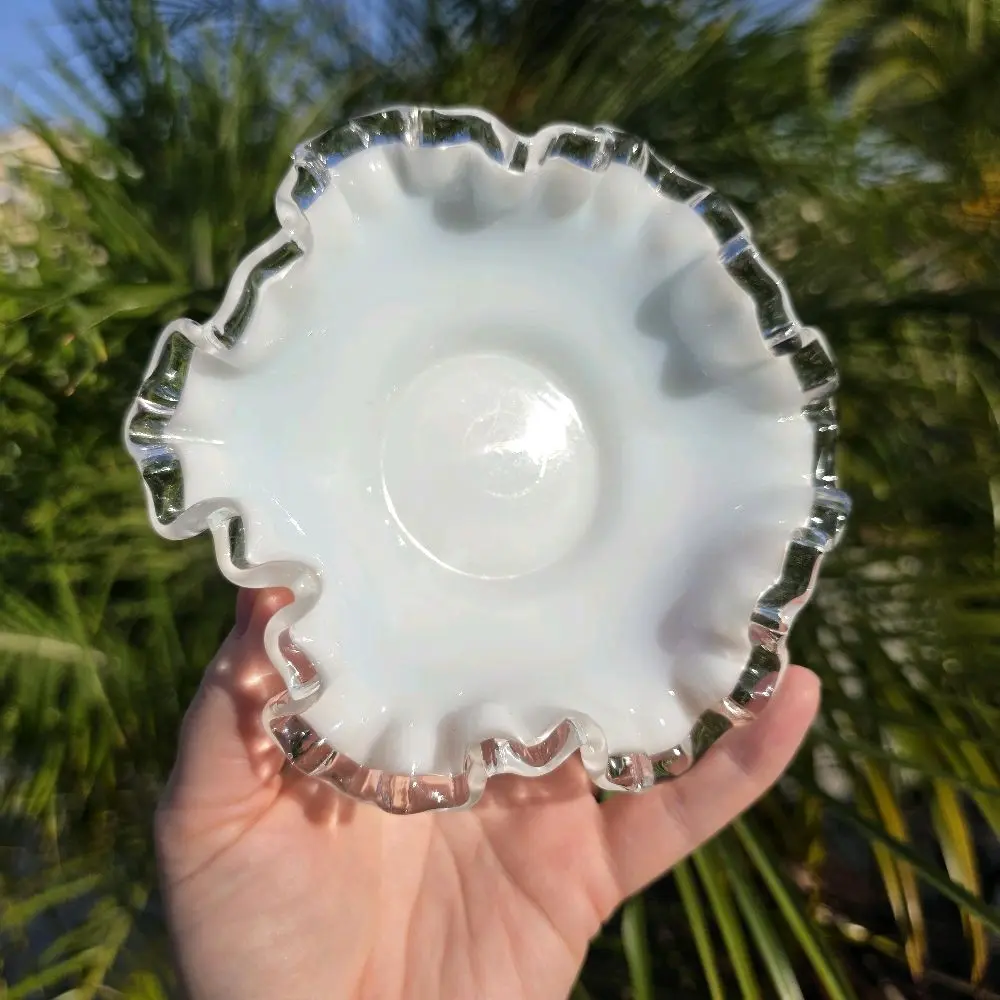 Vintage Fenton Silver Crest Uranium Milk Glass Ruffled Candy Dish / Bowl – UV Reactive Glow