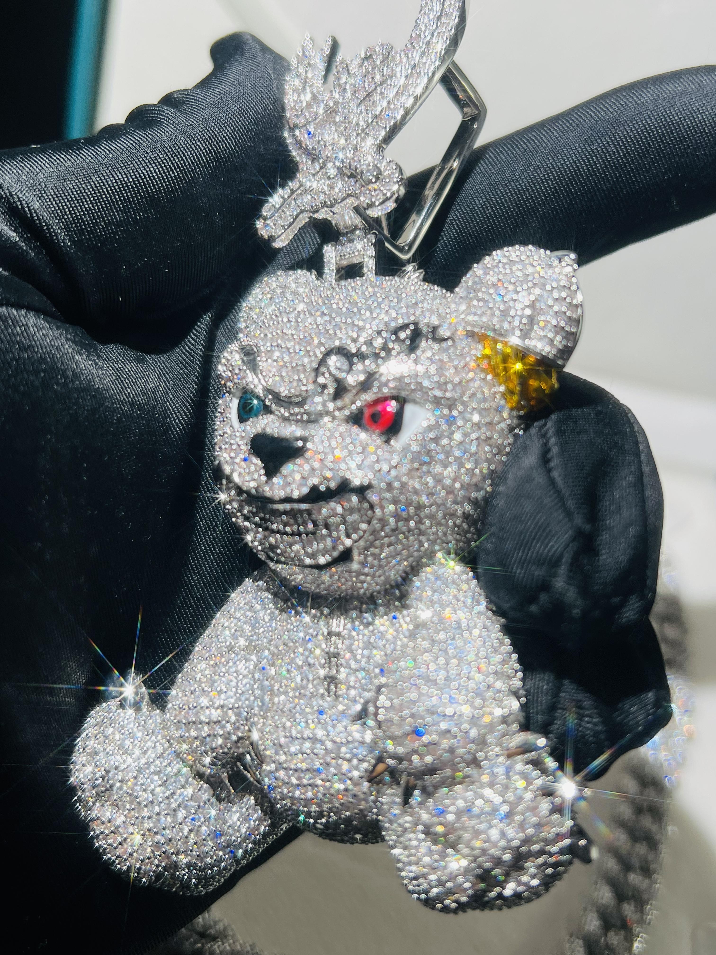 Retro Style Chilled Teddy 3D Luxury Personalized Custom Bear Pendant Silica Diamond Pass Tester Gold-Plated Luxury Pendant Jewelry