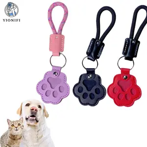 Pet Fur Memory Charm Leather Keychain Keepsake for Dog Cat Hair Paw-Shaped Design Memorial Sympathy Gift for Grieving Owners