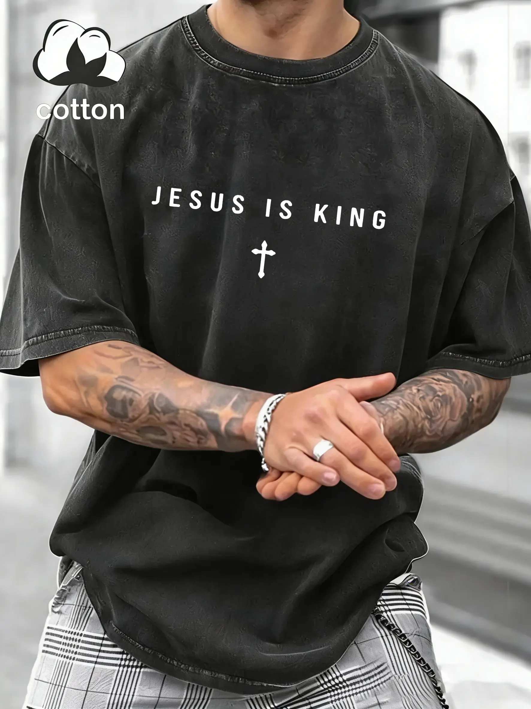Unisex Vintage Washed "Jesus is King" Graphic T-Shirt - Stretch Shortsleeve Soft Fabric Retro Faith-Based Motivational Christian Streetwear for Men, Tshirt, Top,clothes for back to school,first day of school outfits